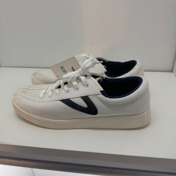 Tretorn Shoes - NWT white Tretorn sneakers size 9